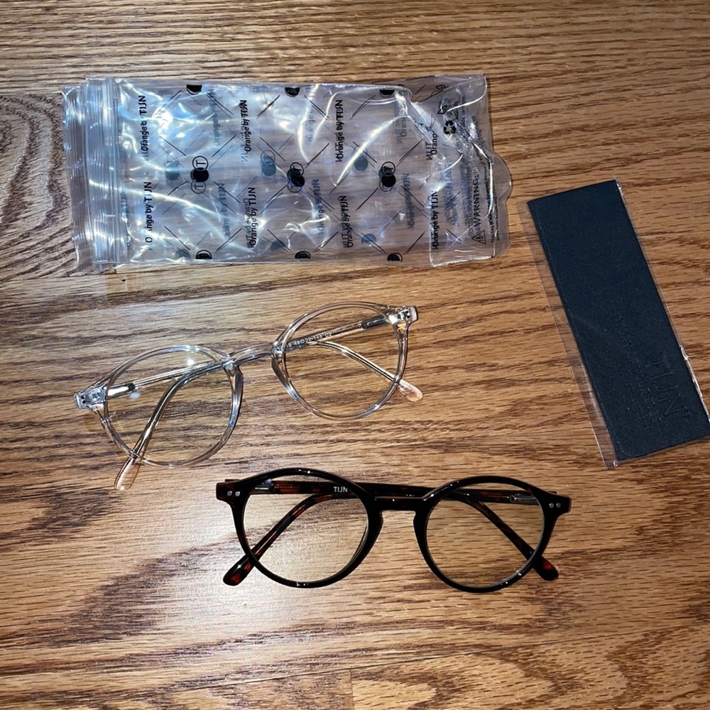 Blue light glasses